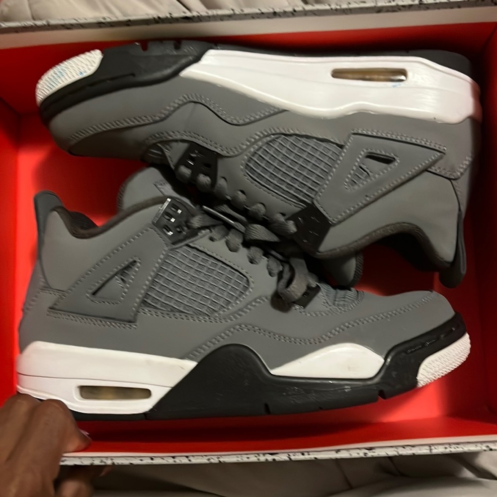Jordan Retro 4. Cool grey/Chrome Dark Charcoal/